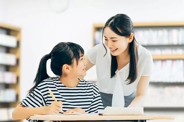 日本人学校小学部・中学部の授業サポート